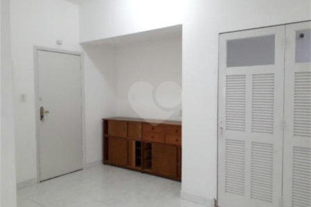 Apartamento à venda com 3 quartos, sendo 1 suíte, em República, São Paulo, SP