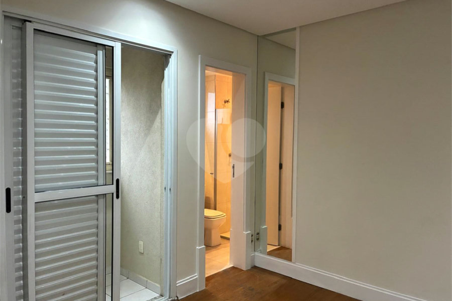 Apartamento à venda com 3 quartos, sendo 1 suíte, em Vila Guilherme, São Paulo, SP