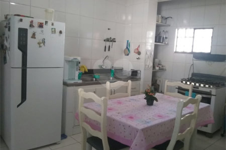 Sobrado à venda com 4 quartos, sendo 1 suíte, em Vila Medeiros, São Paulo, SP