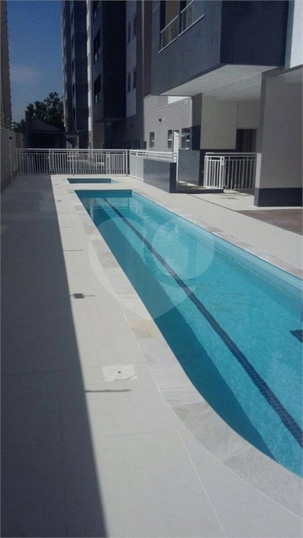 Apartamento à venda com 2 quartos, sendo 1 suíte, em Condomínio Royal Park, São José dos Campos, SP