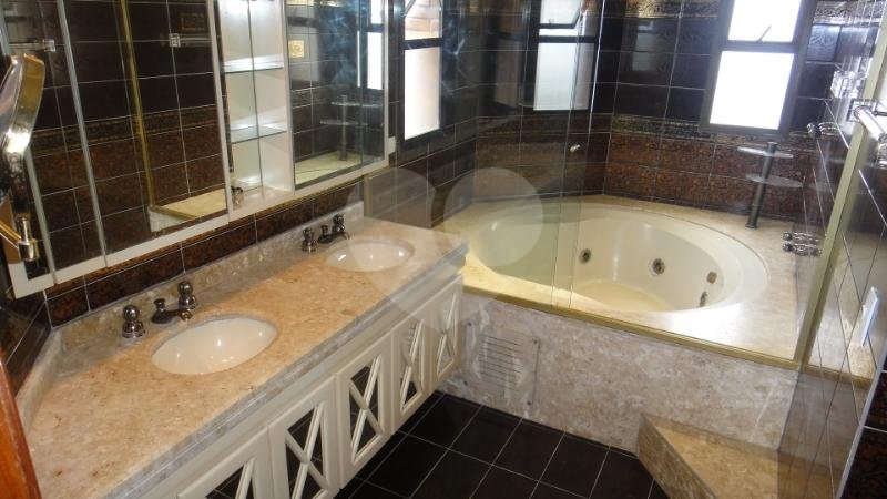Apartamento à venda com 4 suítes em Vila Andrade, São Paulo, SP