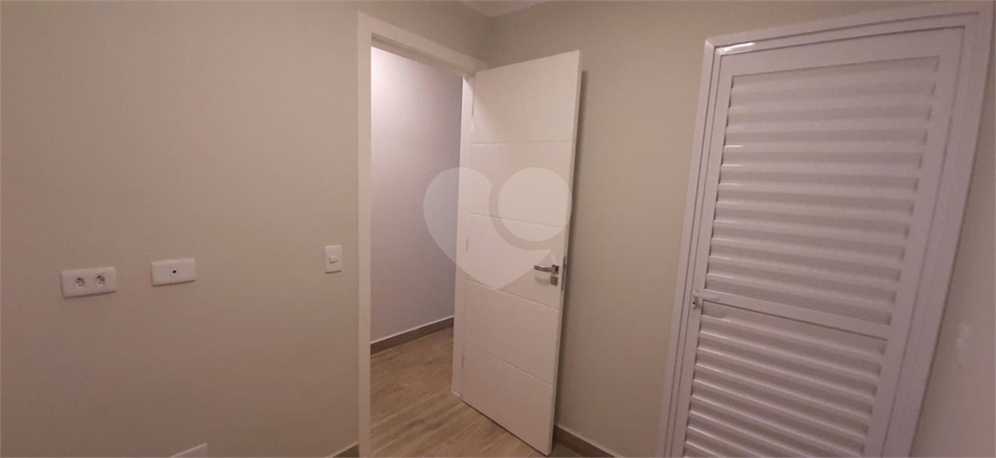 Sobrado à venda com 3 quartos, sendo 1 suíte,  em Vila Guilherme, São Paulo, SP