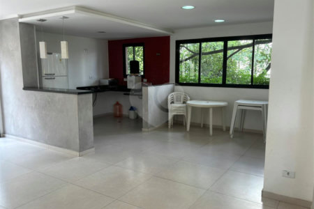 Apartamento à venda com 4 quartos, sendo 1 suíte,  em Vila Andrade, São Paulo, SP