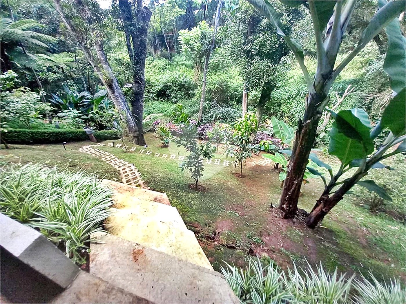 Casa à venda com 4 quartos, sendo 3 suítes,  no condomínio Itatinga 1, São Paulo - SP