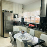 Casa Térrea à venda com 3 quartos, sendo 1 suíte,  em Jardim das Cerejeiras, Atibaia, SP