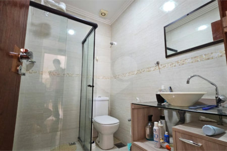 Casa à venda com 5 quartos, sendo 3 suítes,  no condomínio Colinas do Magarça, Rio de Janeiro - RJ