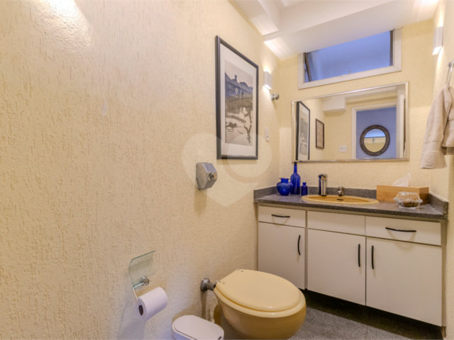 Apartamento à venda com 4 quartos, sendo 1 suíte,  em Chácara Santo Antônio, São Paulo, SP
