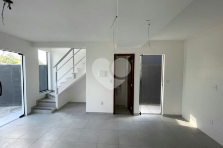 Casa à venda com 2 quartos no condomínio Residencial Camila., Rio de Janeiro - RJ