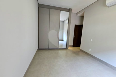 Casa à venda com 4 suítes no condomínio Residencial Terras de Siena, Ribeirão Preto - SP