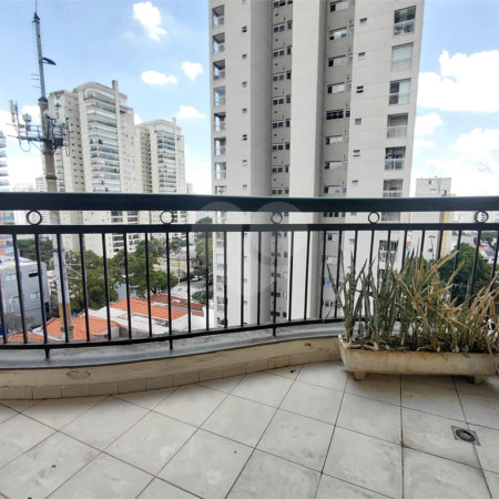 Apartamento à venda com 3 suítes em Vila Romana, São Paulo, SP