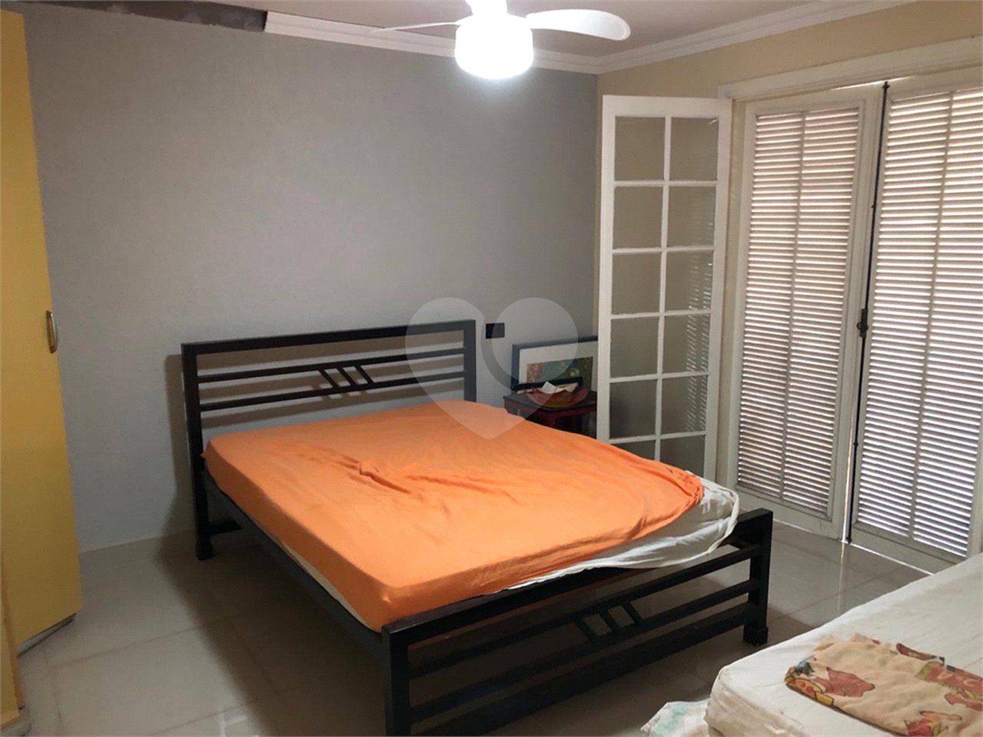 Casa à venda com 4 quartos, sendo 2 suítes, no condomínio Zuleika Jabour, Salto - SP