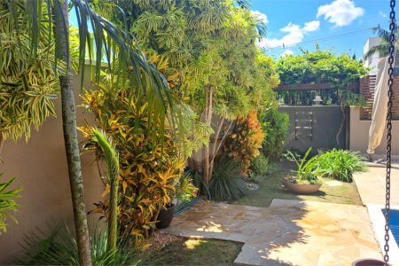 Casa à venda com 4 quartos, sendo 3 suítes,  no condomínio Res. Luzern, Campinas - SP
