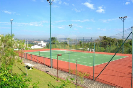 Casa à venda ou para alugar com 4 quartos, sendo 1 suíte, no condomínio Mirante dos Ipês, Salto - SP