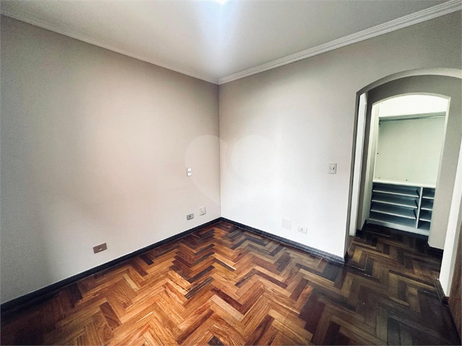 Apartamento à venda com 3 quartos, sendo 1 suíte, em Alto da Boa Vista, São Paulo, SP