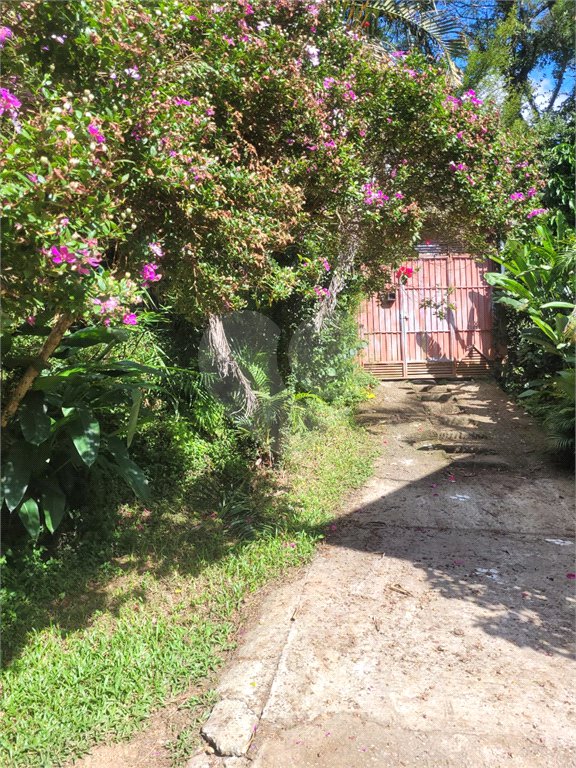 Chácara à venda com 3 quartos em Parque Alvorada, Suzano, SP