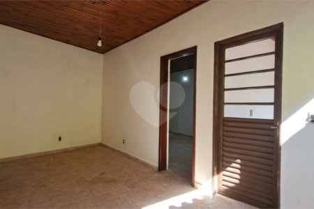 Chácara à venda com 3 suítes em Vila Xisto, São Miguel Arcanjo, SP