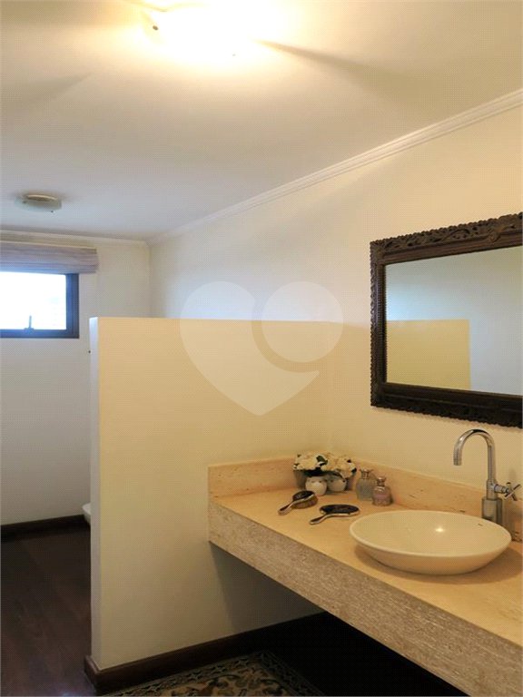 Apartamento à venda com 3 quartos, sendo 2 suítes, em Real Parque, São Paulo, SP