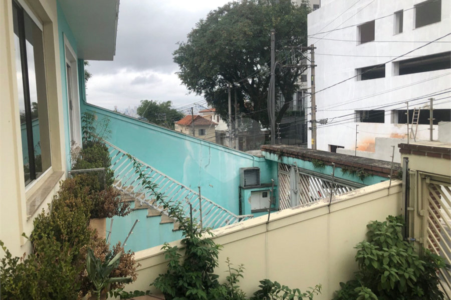 Sobrado à venda com 4 quartos, sendo 1 suíte, em Santana, São Paulo, SP