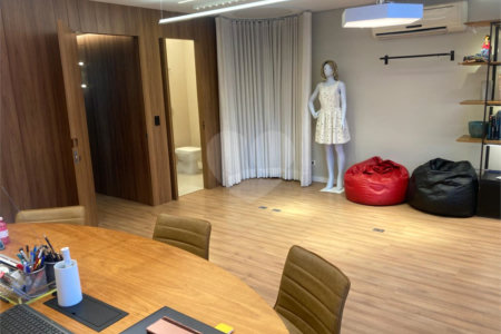 Sala à venda em Jardim Europa, São Paulo, SP