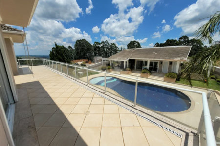 Casa à venda com 3 suítes no condomínio Colinas de Inhandjara, Itupeva - SP