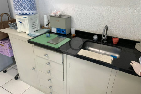 Sobrado à venda com 2 quartos em Moema, São Paulo, SP
