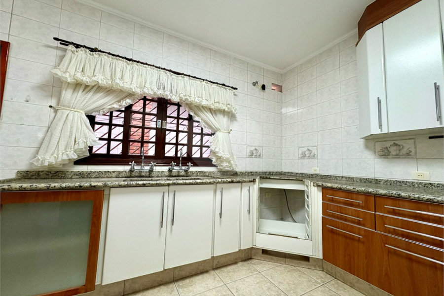 Sobrado à venda ou para alugar com 3 quartos, sendo 1 suíte, em Santana, São Paulo, SP