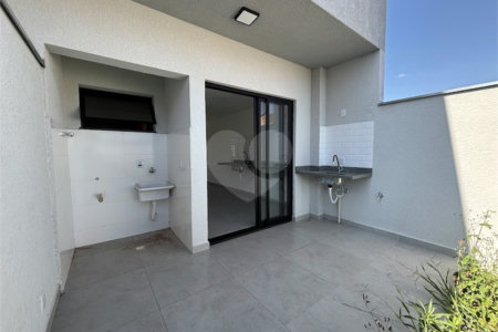 Casa de Vila à venda com 2 suítes em Jardim Novo Horizonte, Sorocaba, SP