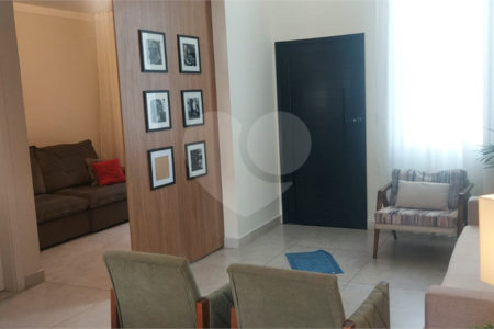 Casa à venda com 3 suítes no condomínio Villaggio Maranello, Vinhedo - SP