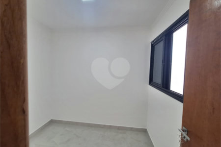 Sobrado à venda com 3 quartos, sendo 1 suíte, em Vila São Geraldo, São Paulo, SP