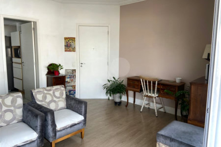 Apartamento à venda com 3 suítes em Lapa, São Paulo, SP