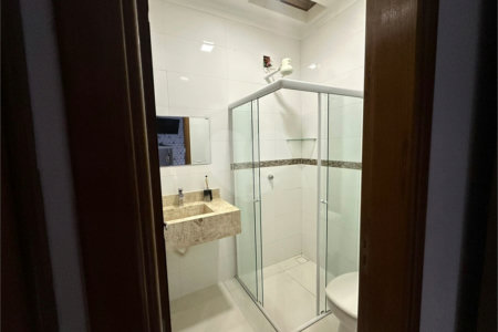 Casa à venda com 3 suítes em Cidade Jardim, Araraquara, SP