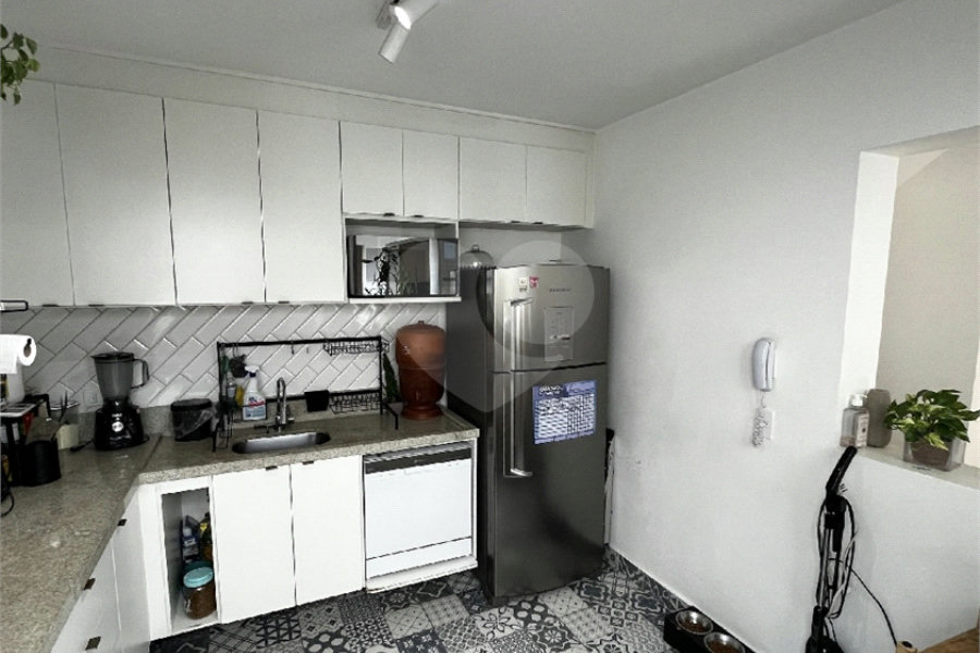 Casa à venda com 3 suítes no condomínio Barbará IV, São Paulo - SP