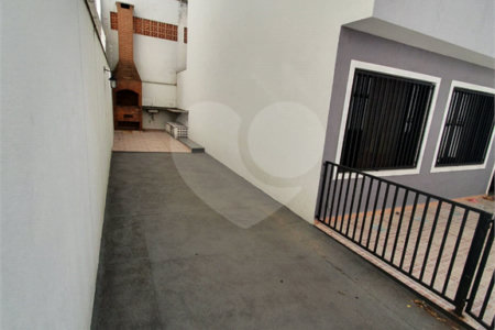 Casa à venda com 3 quartos, sendo 1 suíte, no condomínio Res Azaléias, São Paulo - SP