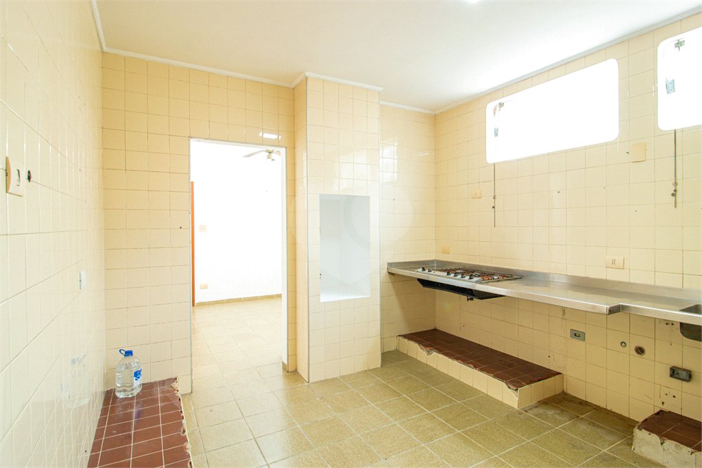Casa Térrea à venda com 5 quartos, sendo 2 suítes, em Jardim Marajoara, São Paulo, SP