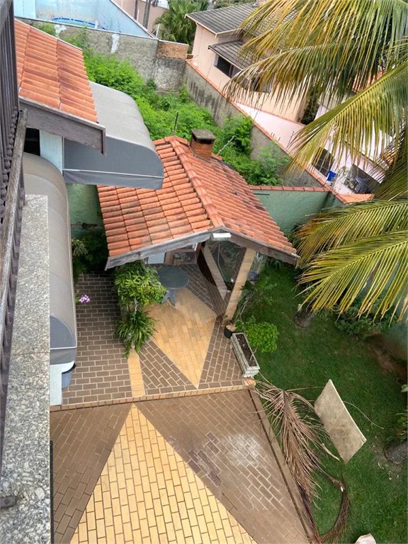 CASA À VENDA COM 3 SUITES CHACARA NAZARETH CENTRO PIRACICABA