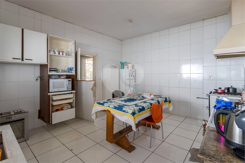Casa Térrea à venda com 4 quartos, sendo 1 suíte, em Jardim Prudência, São Paulo, SP