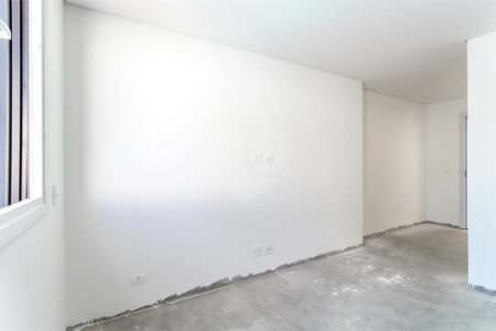 Casa à venda com 4 suítes no condomínio Edifício Jade, São Paulo - SP