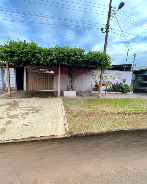 Salão à venda em Jardim das Rosas, Ponta Porã, MS