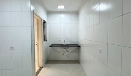 Casa à venda com 3 quartos, sendo 1 suíte,  em Parque Maria Luiza, São Paulo, SP