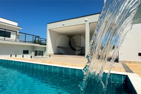 Casa à venda com 5 suítes no condomínio Terras de Mont Serrat, Salto - SP