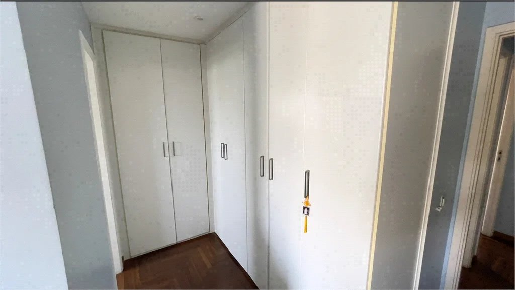 Apartamento à venda com 4 quartos, sendo 2 suítes, em Lar São Paulo, São Paulo, SP