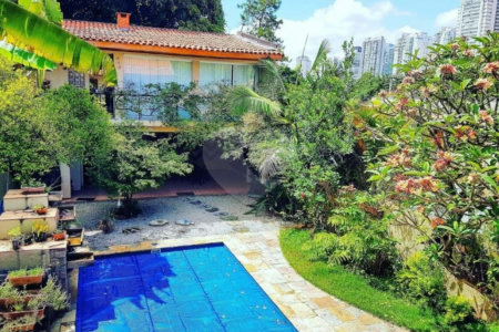 Sobrado à venda com 4 quartos, sendo 2 suítes, em Brooklin Velho, São Paulo, SP