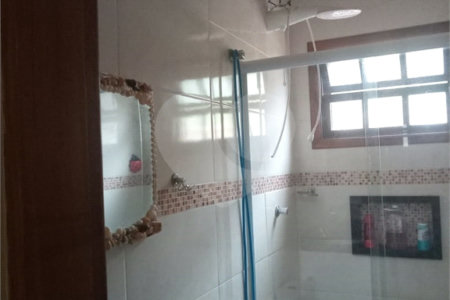 Casa à venda com 2 quartos em Jardim Savoy, Itanhaém, SP