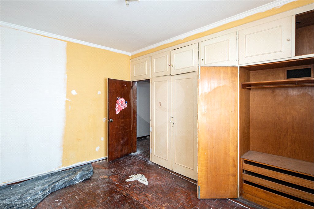 Casa Térrea à venda com 4 quartos, sendo 1 suíte,  em Brooklin Velho, São Paulo, SP