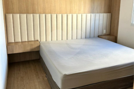 Apartamento à venda com 3 quartos, sendo 1 suíte,  em Jardim Vazani, São Paulo, SP