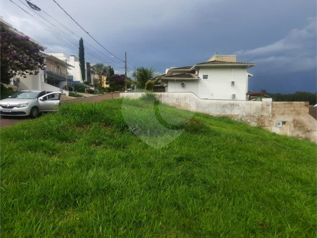 Terreno à venda no condomínio Villaggio Capriccio, São Paulo - SP
