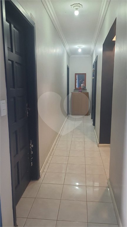 Sobrado à venda com 5 quartos, sendo 2 suítes, em Rio Pequeno, São Paulo, SP
