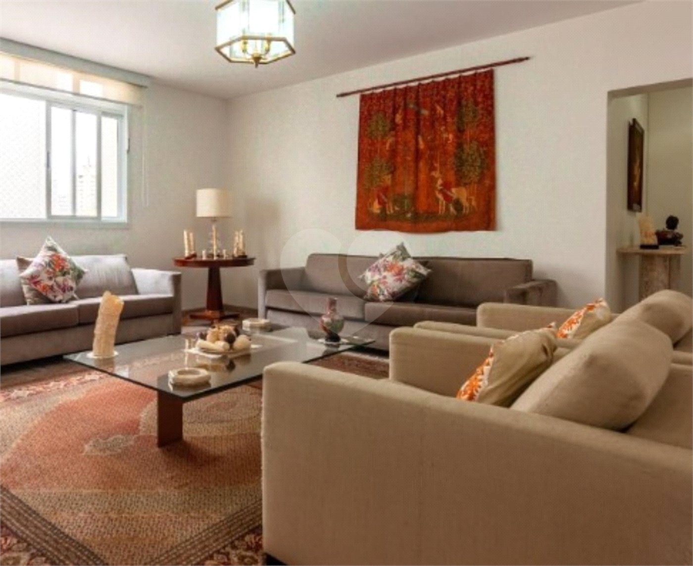 Apartamento à venda com 3 quartos, sendo 1 suíte, em Bela Vista, São Paulo, SP