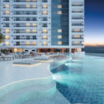 Vende-se lançamento alto padrão/Ponta da Praia com 4 dorm /suíte/wc social e de serviço/4 vagas