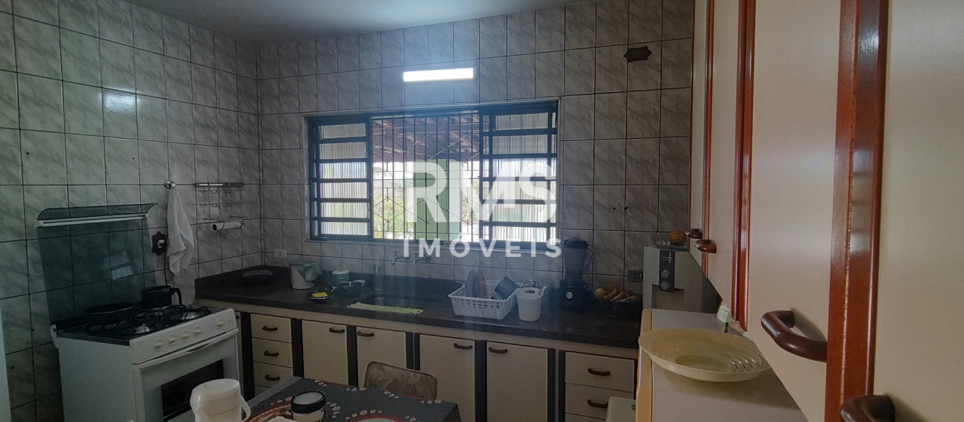 Chácara à venda com 4 quartos, sendo 2 suítes,  em Chácara Sete Quedas, Itu, SP